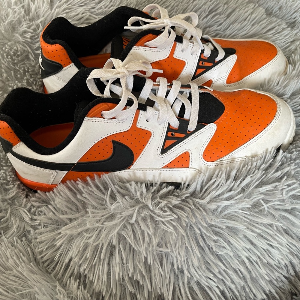 Nike air cross trainers